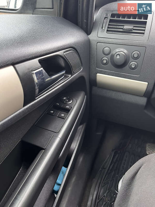 Минивэн Opel Zafira 2008 в Ирпене фото 26 Минивэн Opel Zafira 2008 в Ирпене