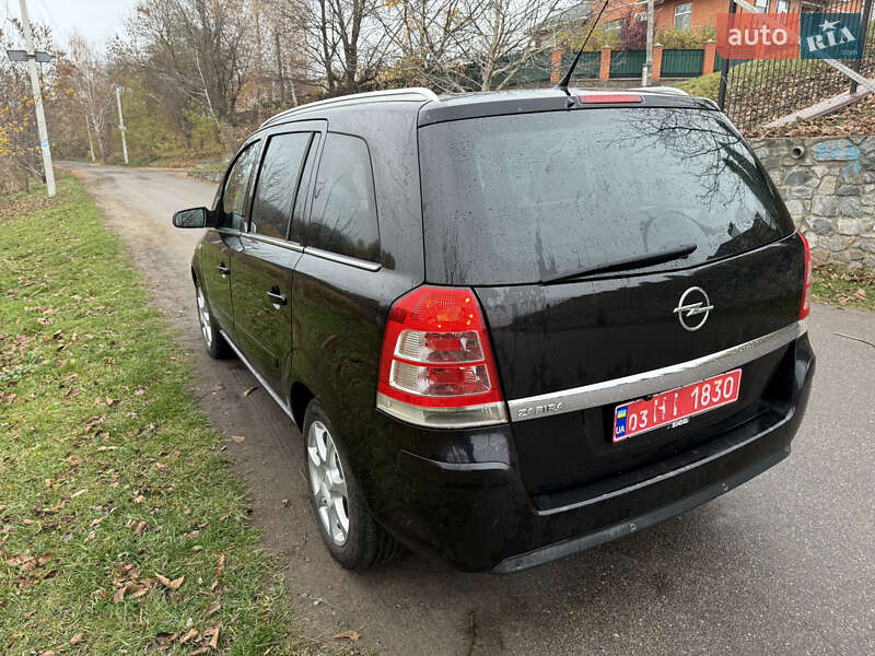 Мінівен Opel Zafira 2008 в Білій Церкві