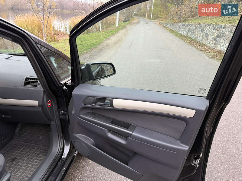 Мінівен Opel Zafira 2008 в Білій Церкві