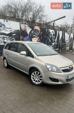 Мінівен Opel Zafira 2011 в Умані