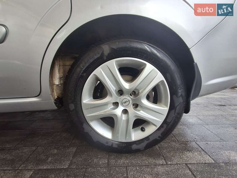 Мінівен Opel Zafira 2010 в Луцьку фото 20 Мінівен Opel Zafira 2010 в Луцьку