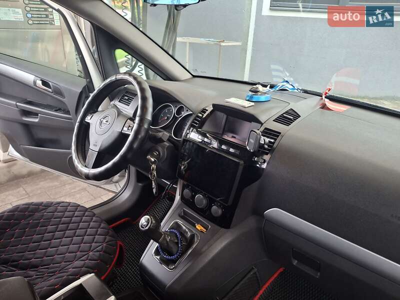 Мінівен Opel Zafira 2010 в Луцьку фото 25 Мінівен Opel Zafira 2010 в Луцьку