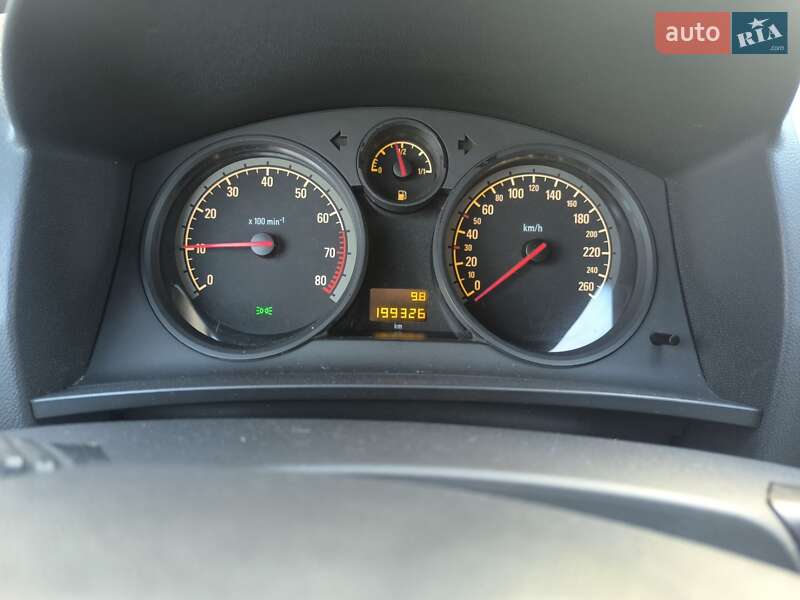 Минивэн Opel Zafira 2007 в Красилове фото 15 Минивэн Opel Zafira 2007 в Красилове