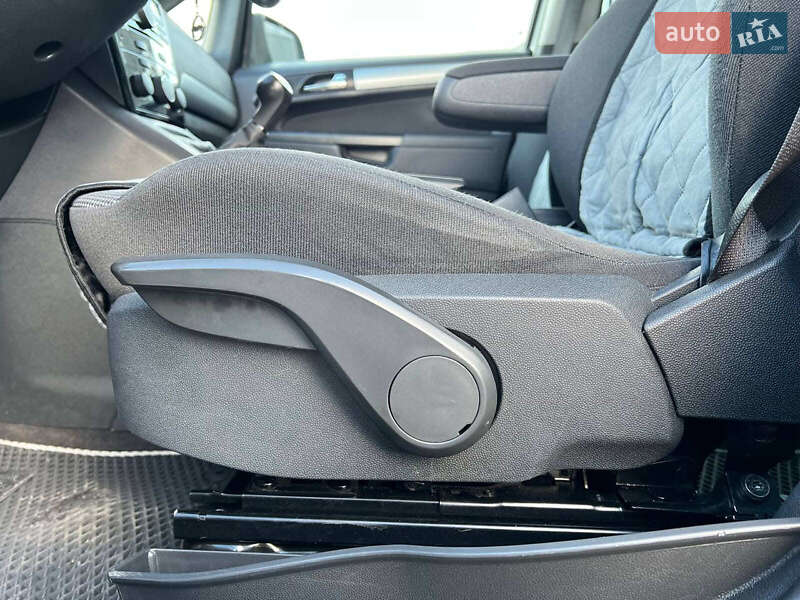 Минивэн Opel Zafira 2012 в Львове фото 20 Минивэн Opel Zafira 2012 в Львове