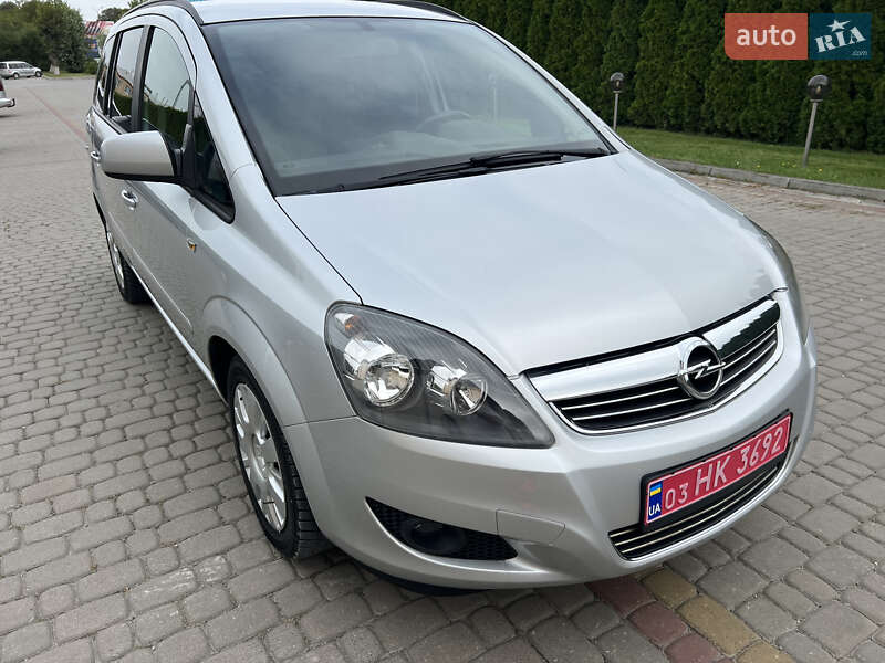 Минивэн Opel Zafira 2012 в Дунаевцах фото 7 Минивэн Opel Zafira 2012 в Дунаевцах