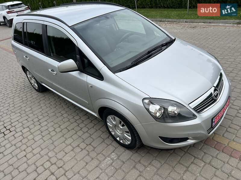 Минивэн Opel Zafira 2012 в Дунаевцах фото 9 Минивэн Opel Zafira 2012 в Дунаевцах