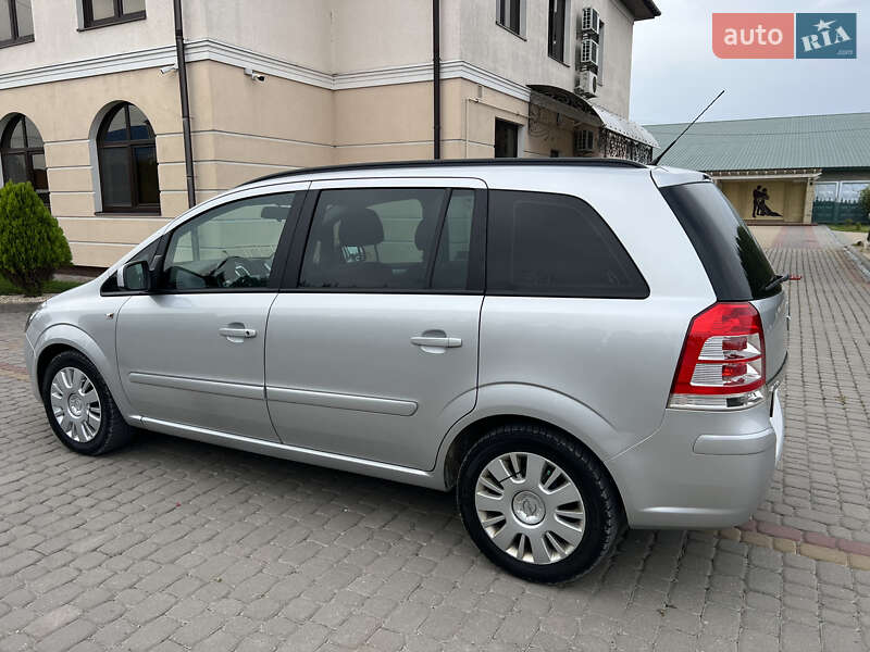 Минивэн Opel Zafira 2012 в Дунаевцах фото 14 Минивэн Opel Zafira 2012 в Дунаевцах