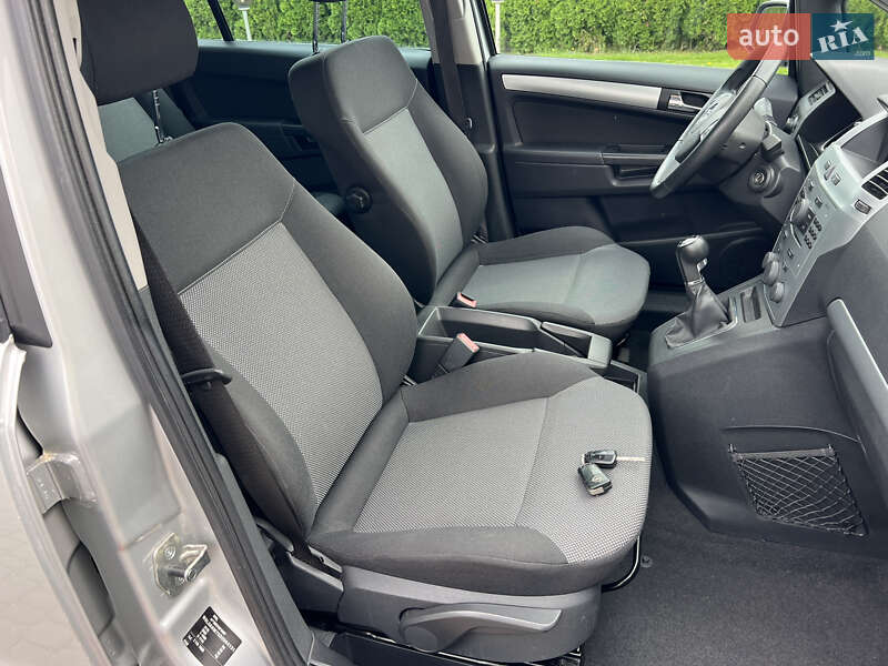 Минивэн Opel Zafira 2012 в Дунаевцах фото 21 Минивэн Opel Zafira 2012 в Дунаевцах