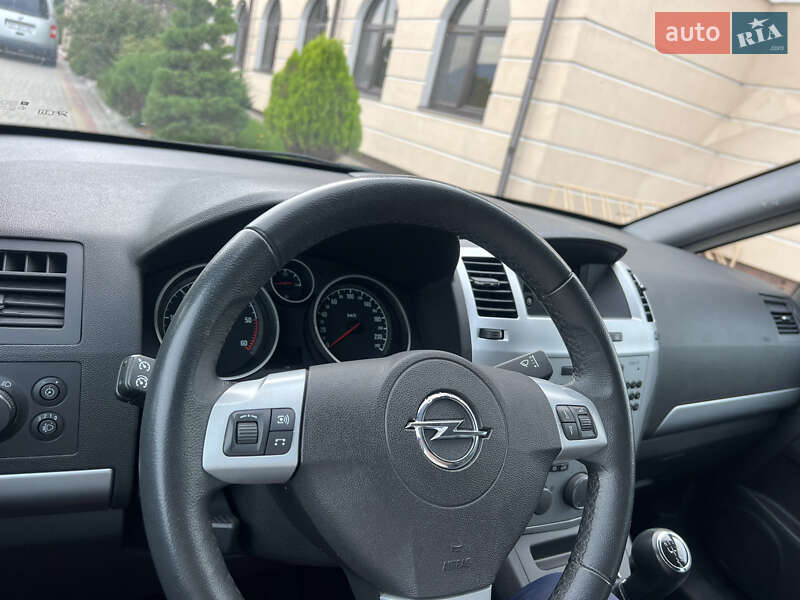 Минивэн Opel Zafira 2012 в Дунаевцах фото 46 Минивэн Opel Zafira 2012 в Дунаевцах
