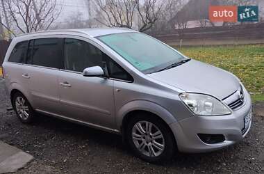 Минивэн Opel Zafira 2008 в Черновцах
