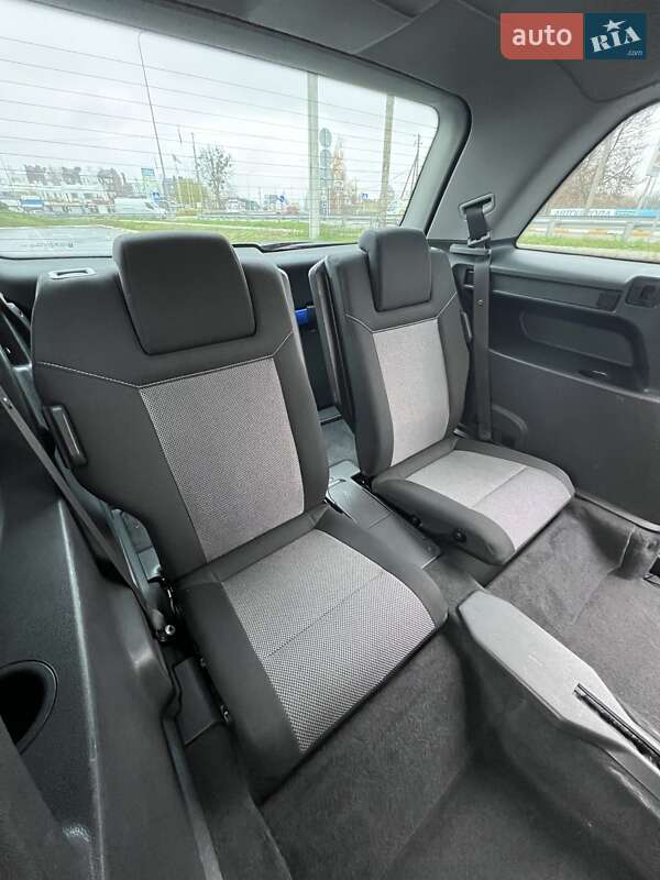 Минивэн Opel Zafira 2011 в Белогородке