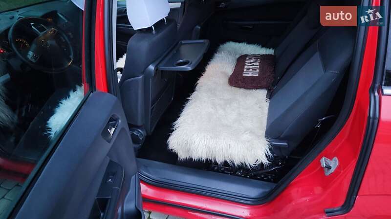 Мінівен Opel Zafira 2006 в Рівному