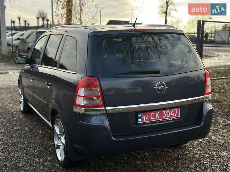 Минивэн Opel Zafira 2008 в Виннице