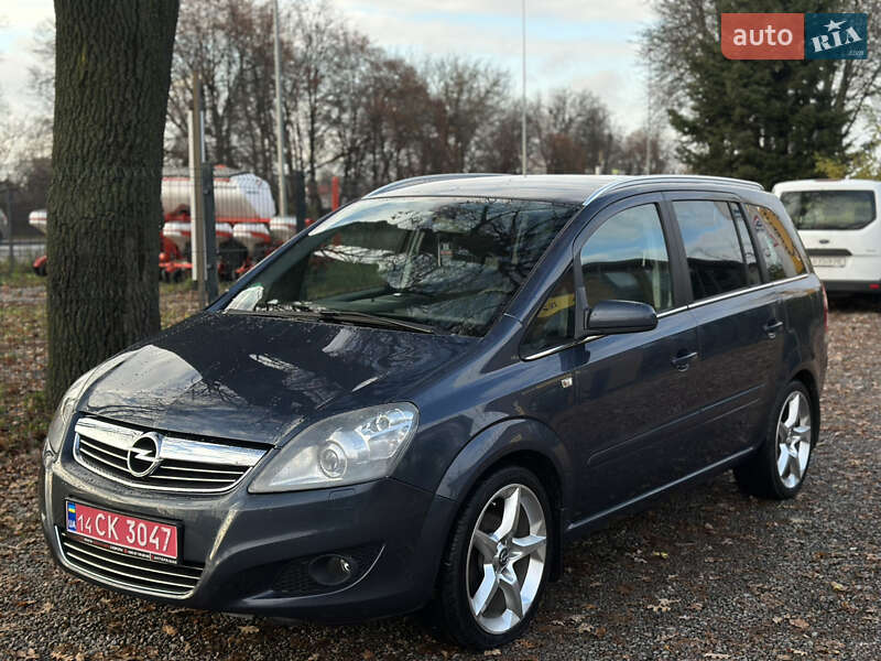 Минивэн Opel Zafira 2008 в Виннице