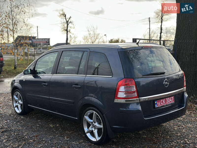 Минивэн Opel Zafira 2008 в Виннице