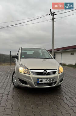 Минивэн Opel Zafira 2009 в Виннице