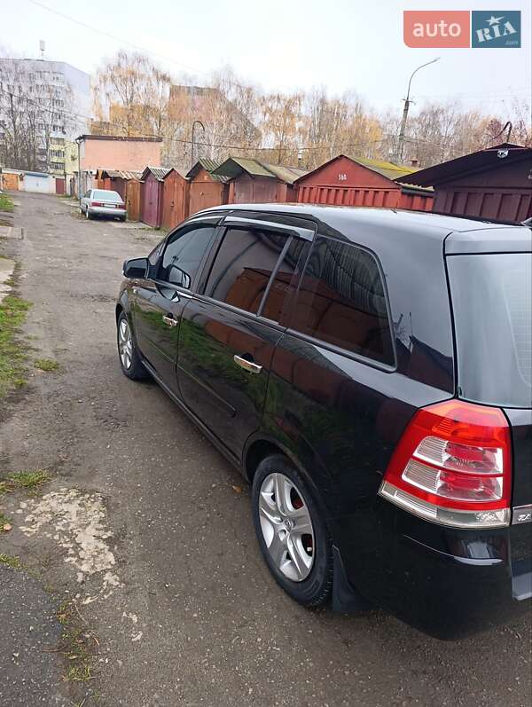 Минивэн Opel Zafira 2009 в Луцке