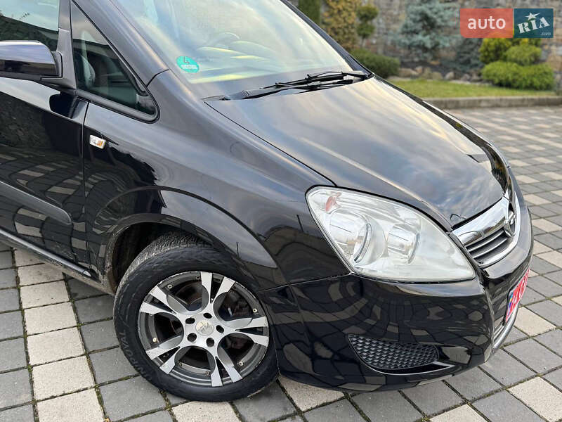 Мінівен Opel Zafira 2009 в Стрию