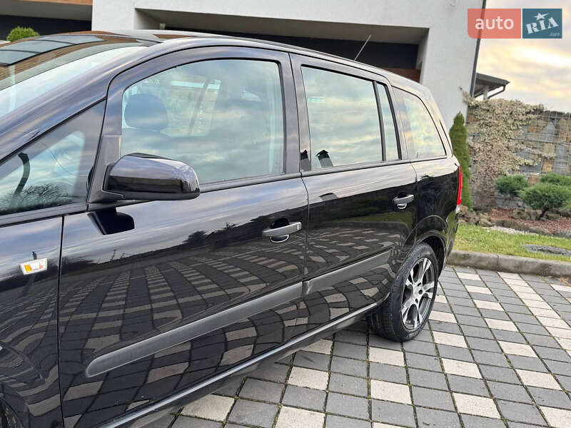 Мінівен Opel Zafira 2009 в Стрию