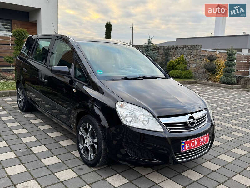 Мінівен Opel Zafira 2009 в Стрию
