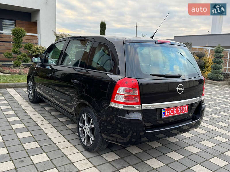 Мінівен Opel Zafira 2009 в Стрию