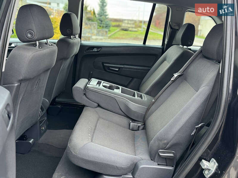 Мінівен Opel Zafira 2009 в Стрию