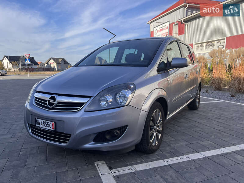 Opel Zafira 2010