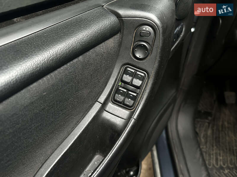 Минивэн Opel Zafira 1999 в Харькове