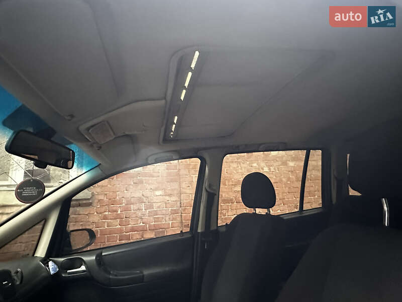 Минивэн Opel Zafira 1999 в Харькове