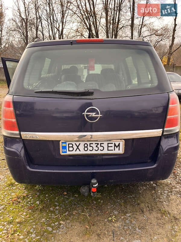 Минивэн Opel Zafira 2006 в Хмельницком фото Минивэн Opel Zafira 2006 в Хмельницком