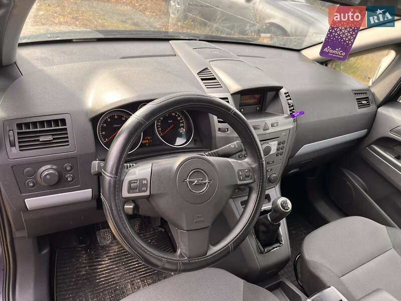 Минивэн Opel Zafira 2006 в Хмельницком фото 9 Минивэн Opel Zafira 2006 в Хмельницком