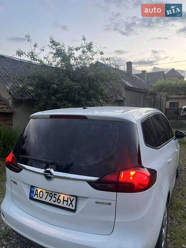 Минивэн Opel Zafira 2011 в Виноградове фото 3 Минивэн Opel Zafira 2011 в Виноградове