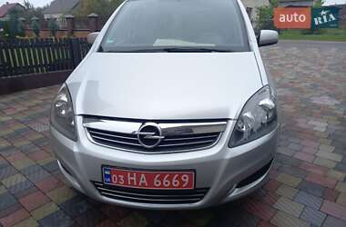 Мінівен Opel Zafira 2010 в Сарнах