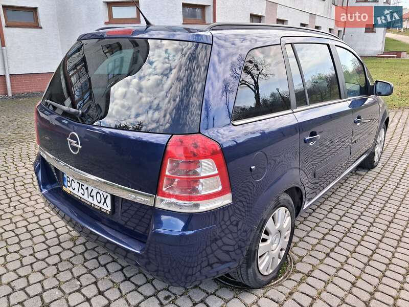 Минивэн Opel Zafira 2010 в Львове