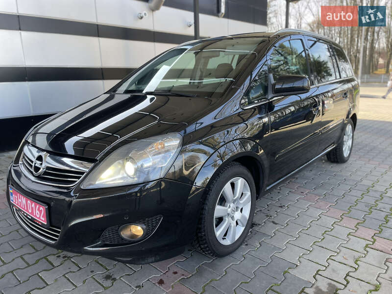 Минивэн Opel Zafira 2014 в Виннице фото Минивэн Opel Zafira 2014 в Виннице