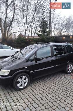 Минивэн Opel Zafira 2004 в Сокале