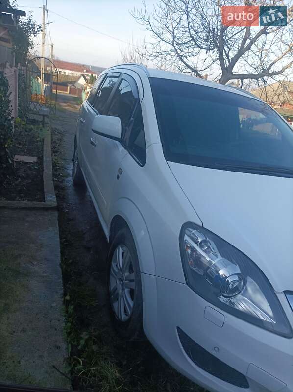 Минивэн Opel Zafira 2010 в Гайсине фото 5 Минивэн Opel Zafira 2010 в Гайсине