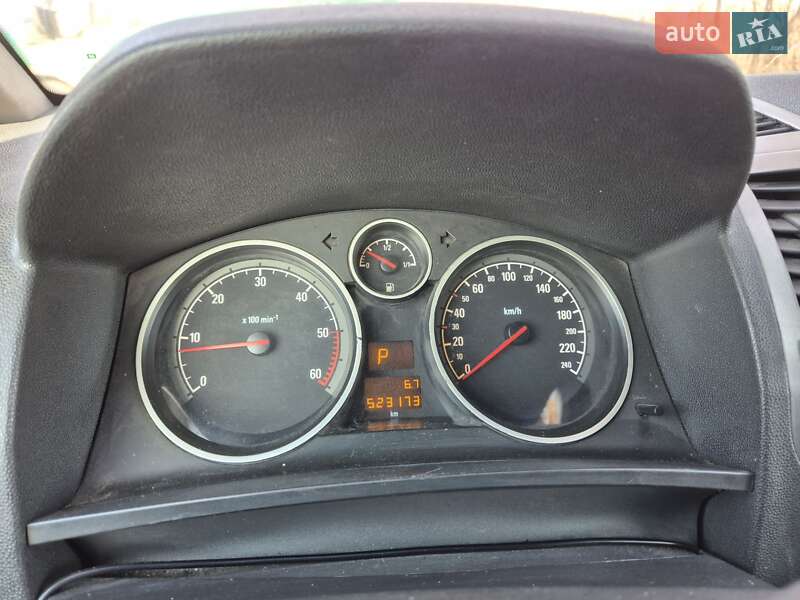 Минивэн Opel Zafira 2005 в Николаеве фото 7 Минивэн Opel Zafira 2005 в Николаеве