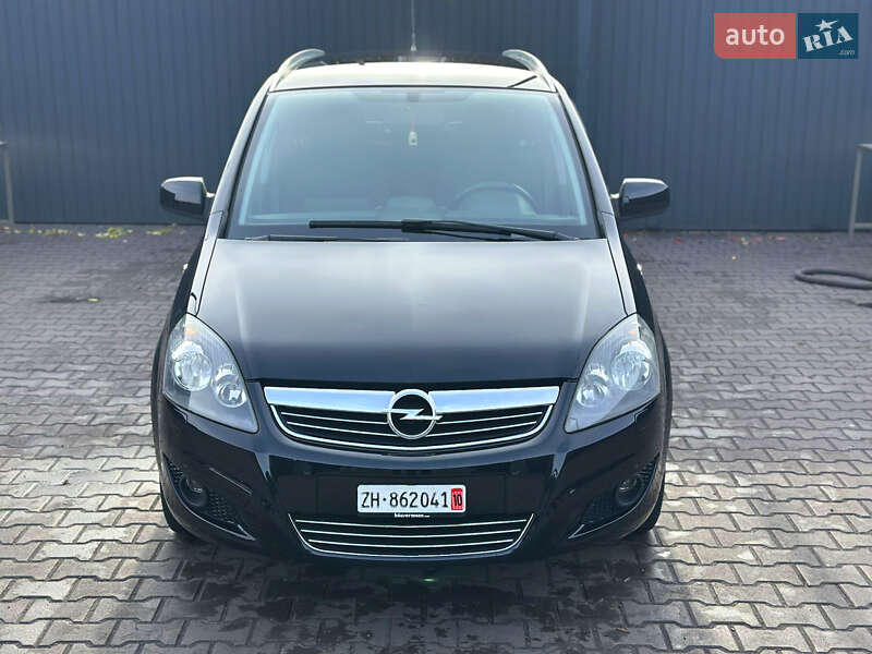 Минивэн Opel Zafira 2011 в Каменском фото 5 Минивэн Opel Zafira 2011 в Каменском
