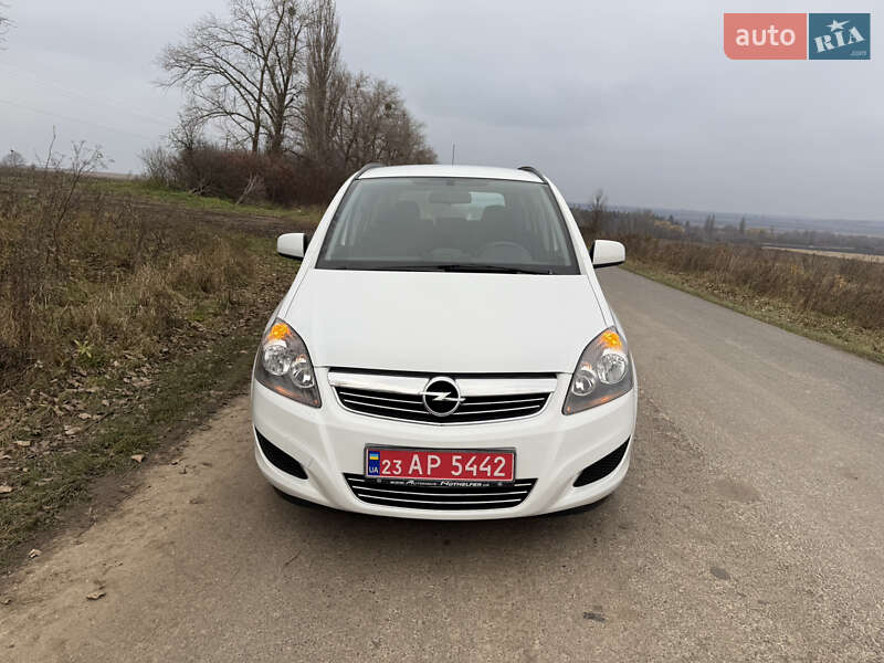 Микровэн Opel Zafira 2012 в Хмельницком фото 4 Микровэн Opel Zafira 2012 в Хмельницком