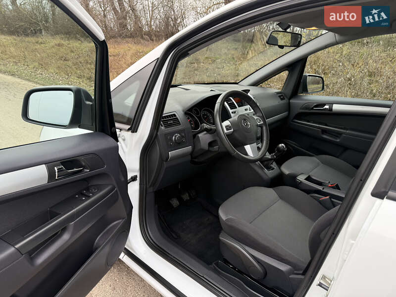 Микровэн Opel Zafira 2012 в Хмельницком фото 18 Микровэн Opel Zafira 2012 в Хмельницком