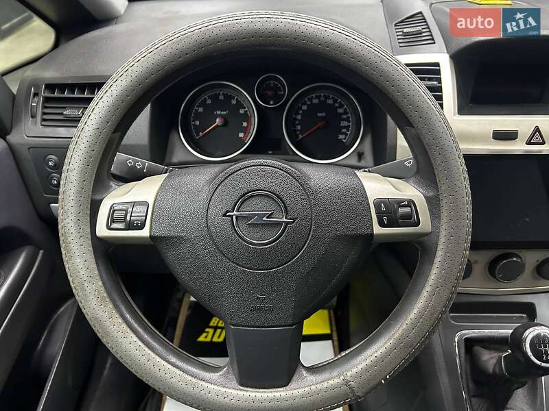 Минивэн Opel Zafira 2008 в Черновцах