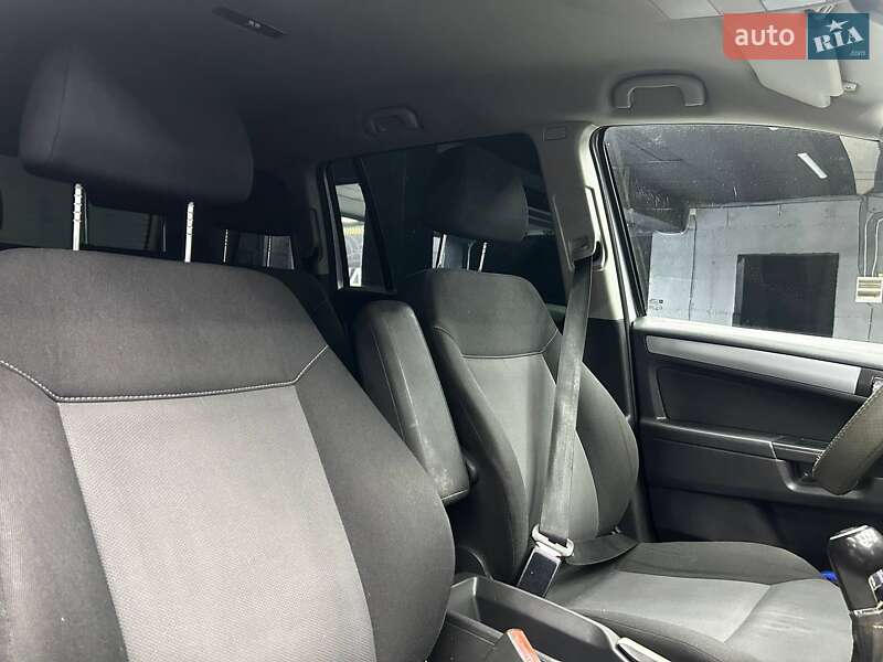 Минивэн Opel Zafira 2008 в Черновцах