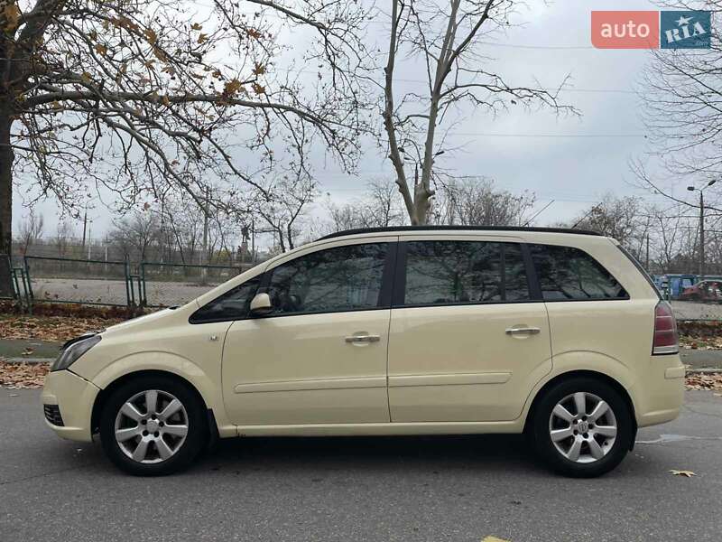 Минивэн Opel Zafira 2007 в Николаеве