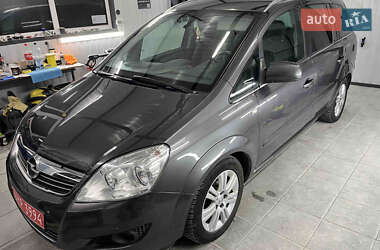 Мінівен Opel Zafira 2010 в Луцьку