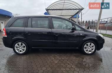 Минивэн Opel Zafira 2010 в Луцке