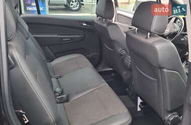 Минивэн Opel Zafira 2010 в Луцке