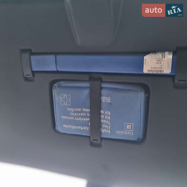 Минивэн Opel Zafira 2010 в Луцке