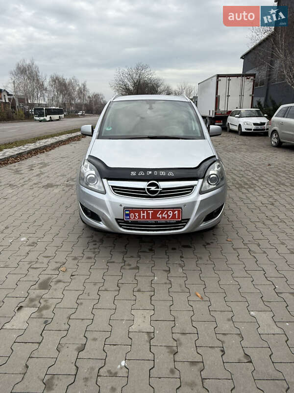 Минивэн Opel Zafira 2011 в Белой Церкви