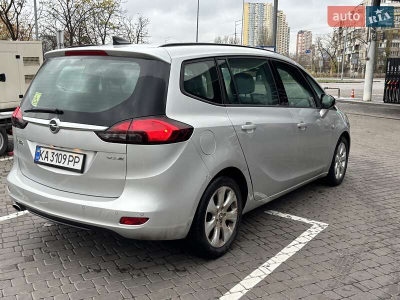 Мікровен Opel Zafira 2015 в Києві
